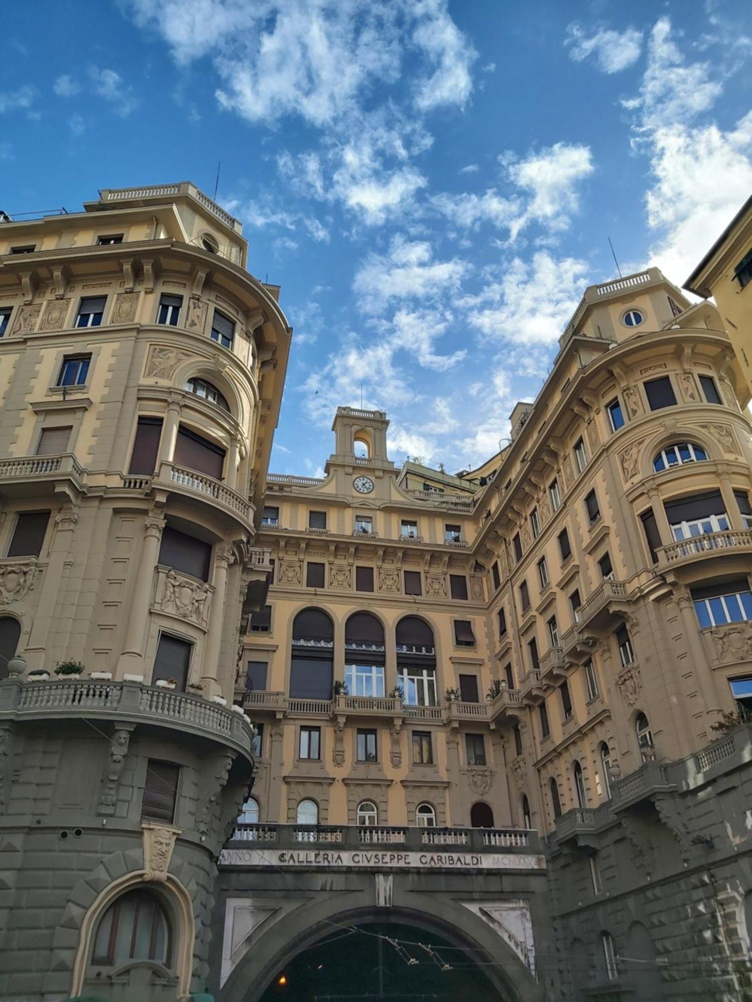 Central Chic Apartment Genua Buitenkant foto