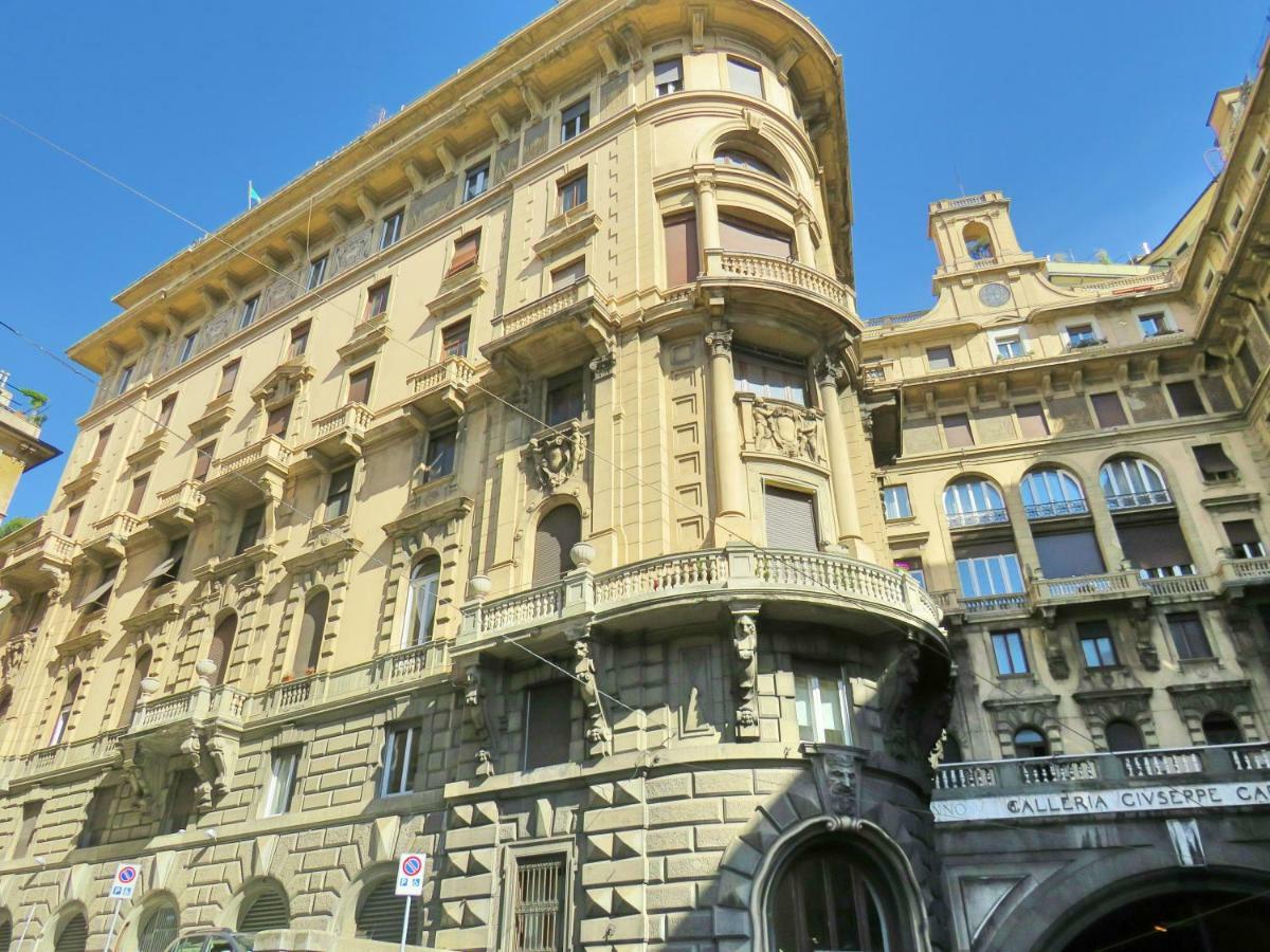 Central Chic Apartment Genua Buitenkant foto