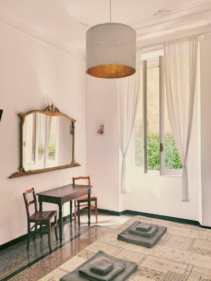 Central Chic Apartment Genua Buitenkant foto